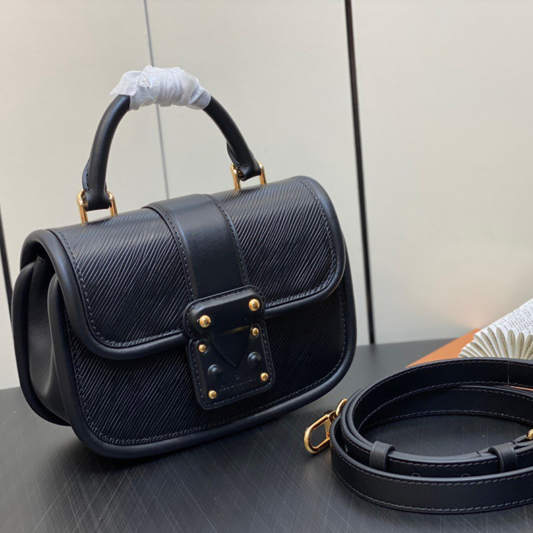 Louis Vuitton Hide and Seek Bag Black Woman’s Fake Handbags 21x15x8cm