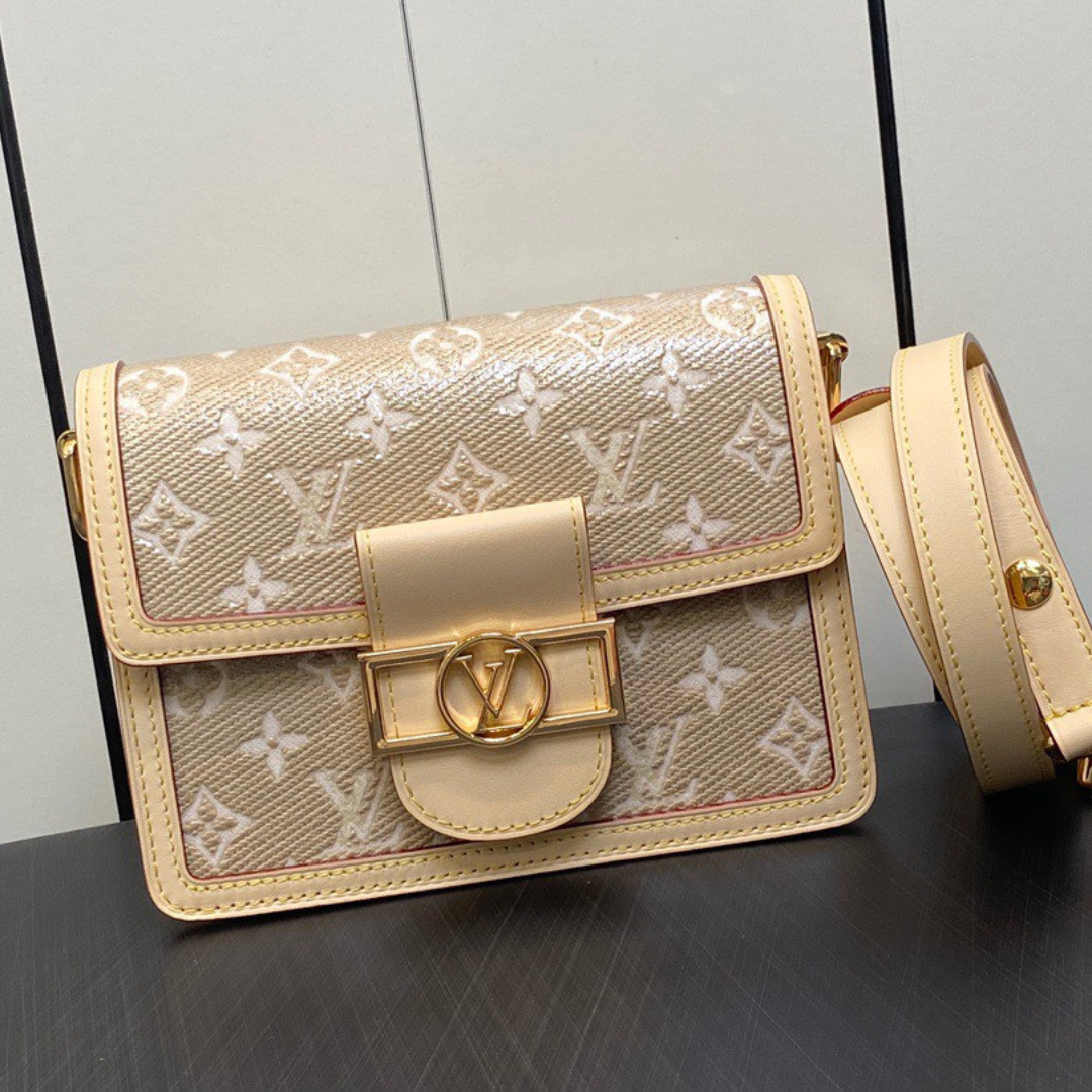Louis Vuitton LV Dauphine Monogram Like Auth Handbags 20x15x9cm